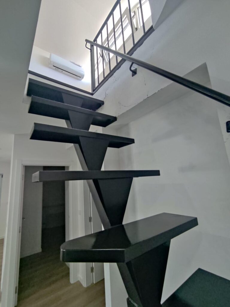 PHOTO-2025-02-07-18-00-55(3)